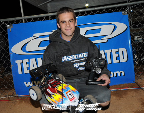 Hartson wins 1:8 Electric Buggy
